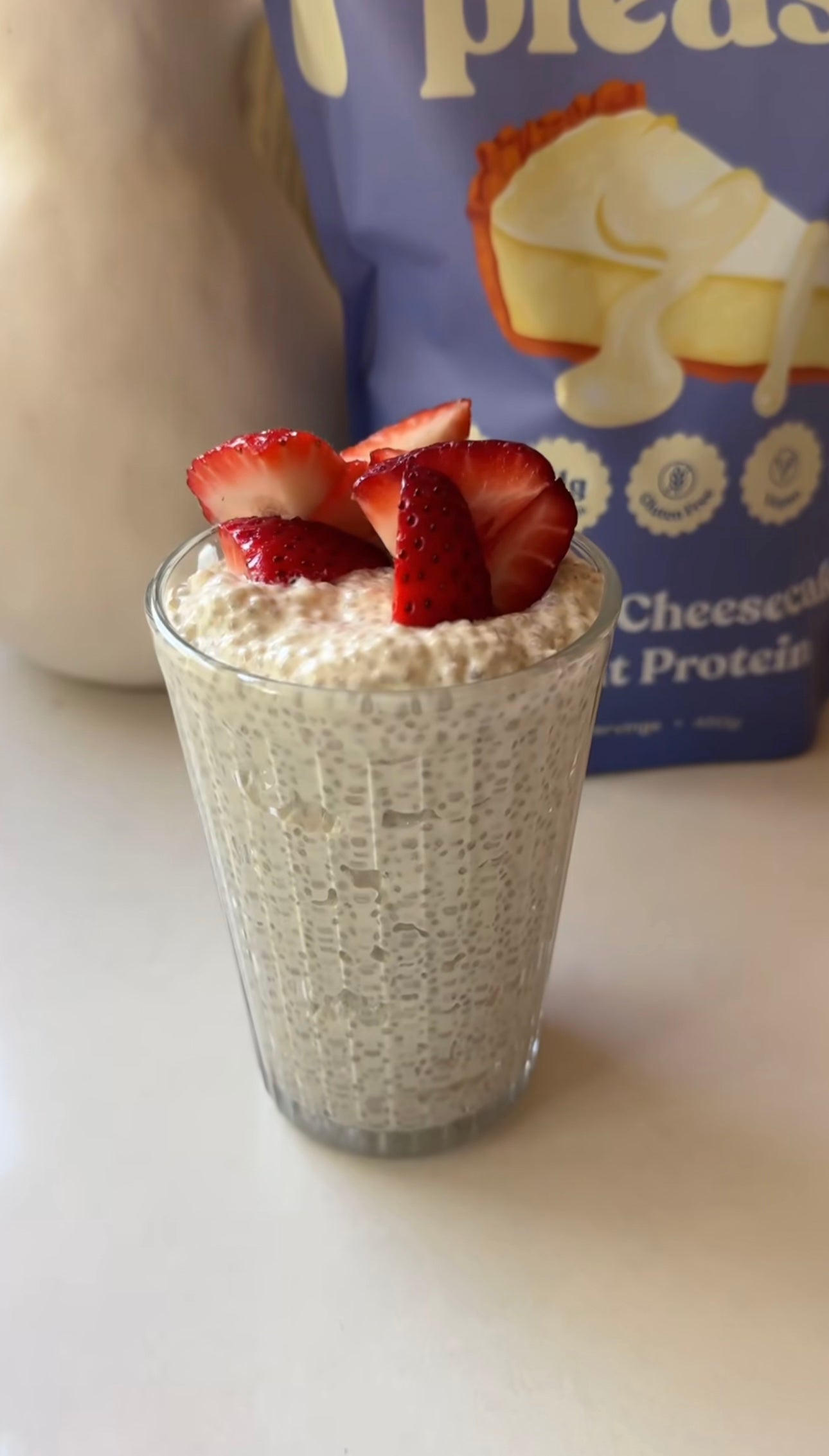 Vanilla Cheesecake Protein Chia Pudding